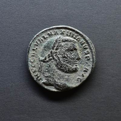 【良泉】4月16日【西方古代打制币】拍卖108件 - 公元309年【古罗马】伽列里乌斯“精力之神”洗银富力大铜币，安条克造币厂打制，5.85克
