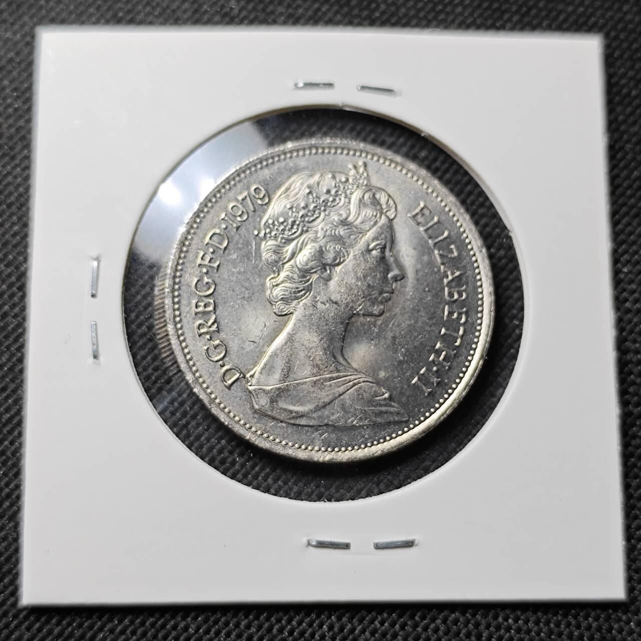 KK钱币收藏小铺  第414期 2月预留时间 周末发货 1979英国10便士 大10便士 好品