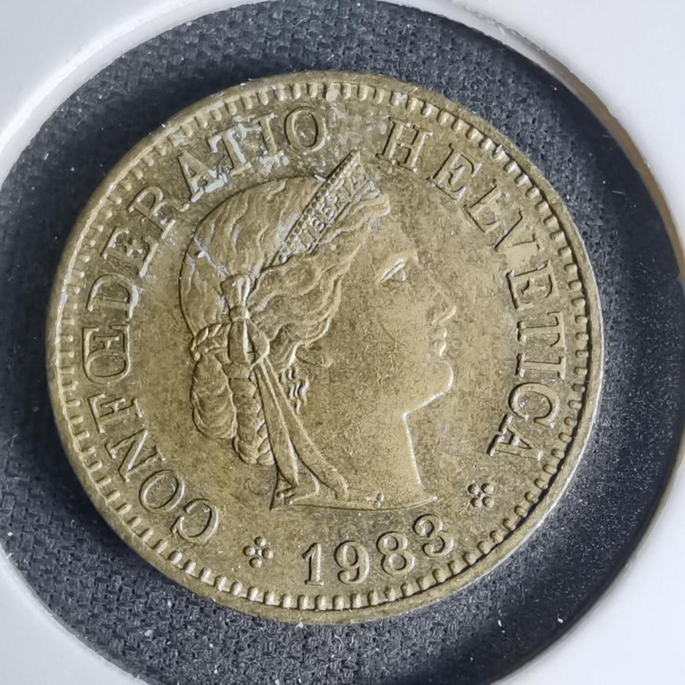 沼泽如烟--第1042场 瑞士1983年五分