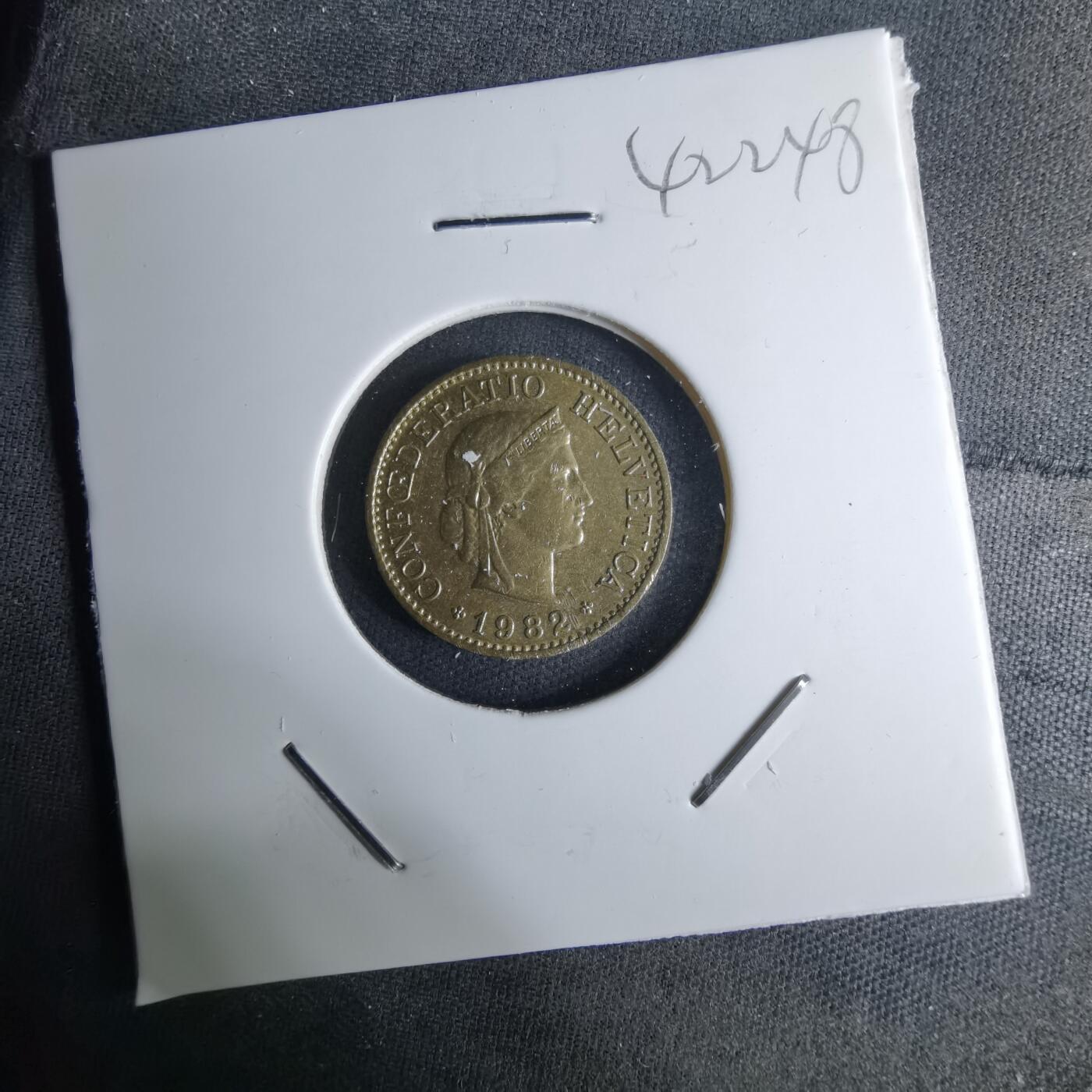 沼泽如烟--第1042场 瑞士1982年五分