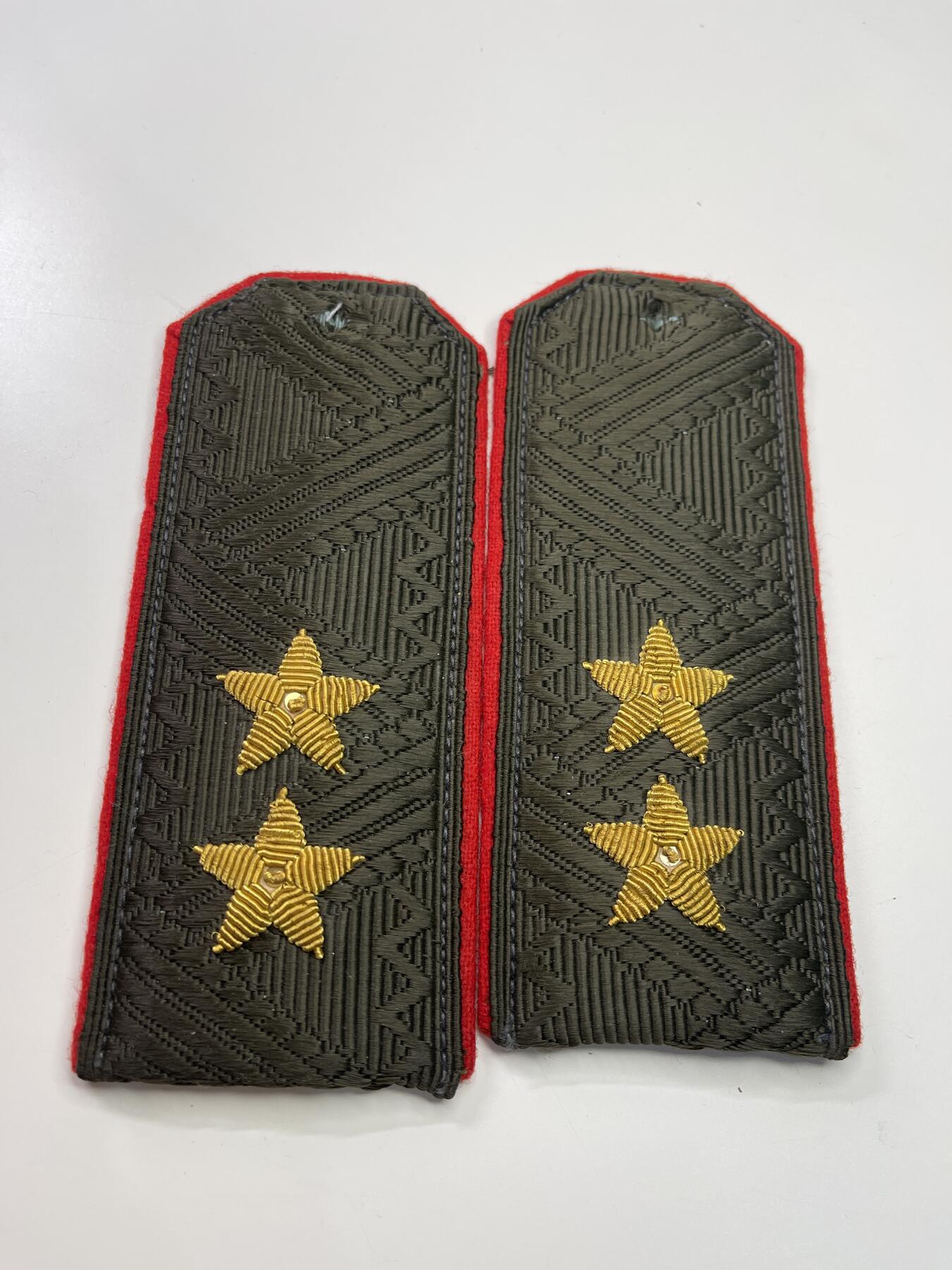 新时代收藏快速小拍 拍卖本周一线所得新货 4月2日场 俄罗斯中将肩章