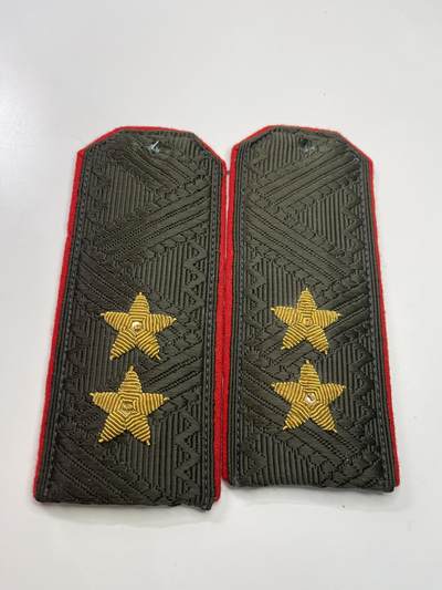 新时代收藏快速小拍 拍卖本周一线所得新货 4月2日场 - 俄罗斯中将肩章