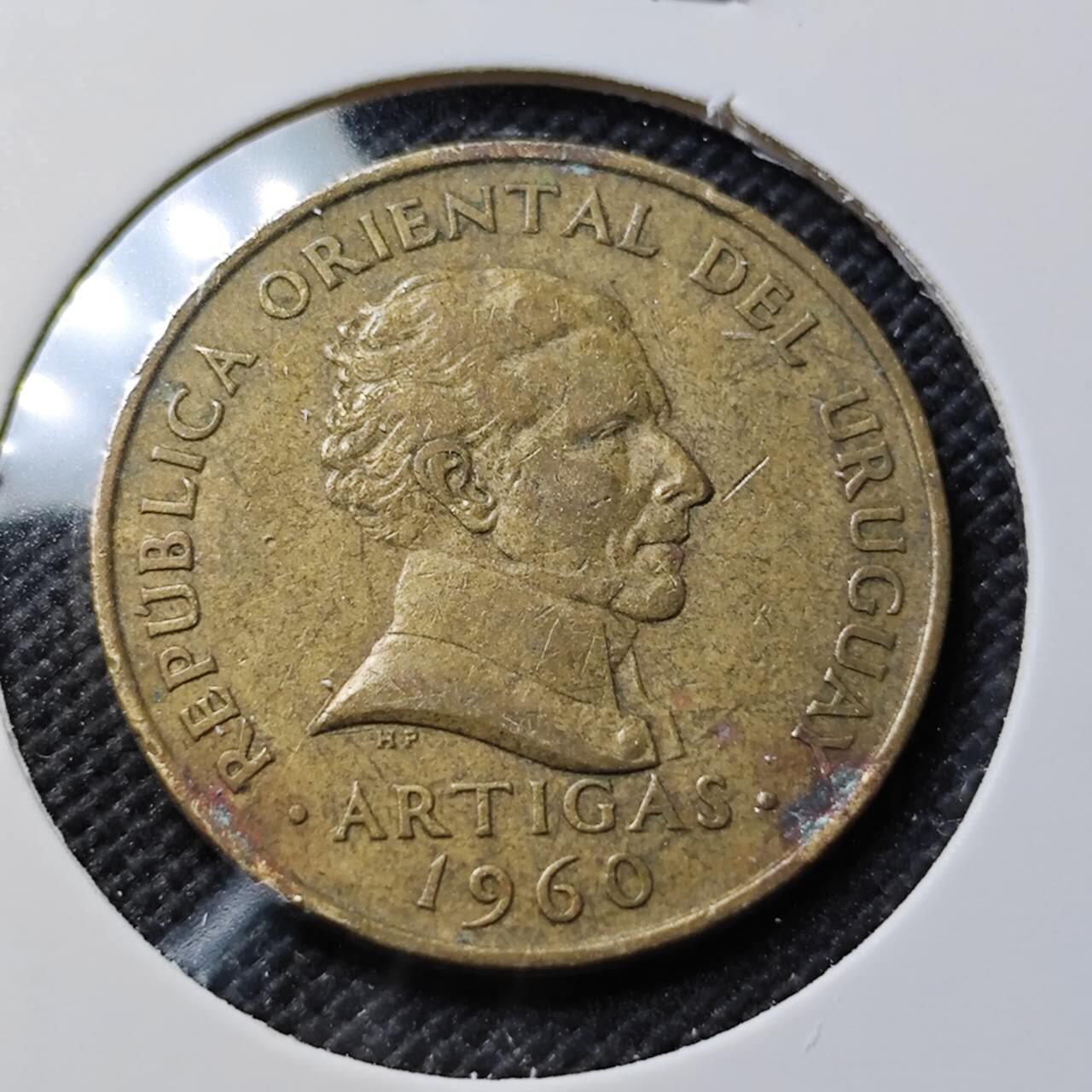 KK钱币收藏小铺  第414期 2月预留时间 周末发货 1960乌拉圭10分