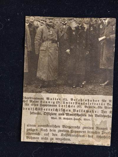 凯旋世界勋赏（第23期）（欢迎送拍）（对拍品有疑问请询问客服，不接受到手刀，出价默认拍品品相。请认真阅读拍卖规则！出价默认已认可！）（收到货请录制开箱视频，无视频概不处理问题。） - 罕见的德意志-奥地利共和国（1918年奥匈帝国解体后，奥地利第一共和国建立前短暂存在的国名，仅存在于1918年末至1919年间）剪报，属于 恩斯特/安东·鲍尔，图1为德意志-奥地利高级军官与官员合照，有人物身份说明，图2为 阿道夫·冯·博格中将的侧面照，这个时候他已经是德意志-奥地利共和国武装力量总司令了