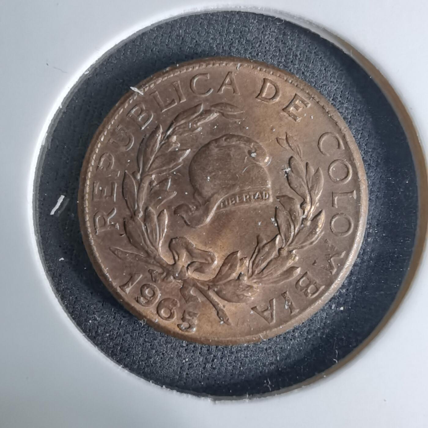 沼泽如烟--第1042场 哥伦比亚1965年一分