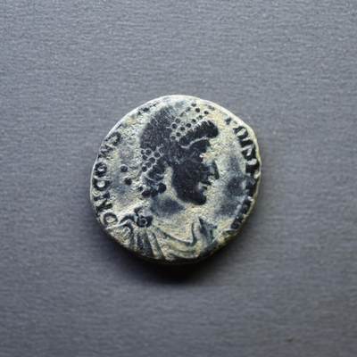 【良泉】4月16日【西方古代打制币】拍卖108件 - 公元337-361年【古罗马】君士坦提乌斯二世，重新幸福时光，标准型铜币，2.44克