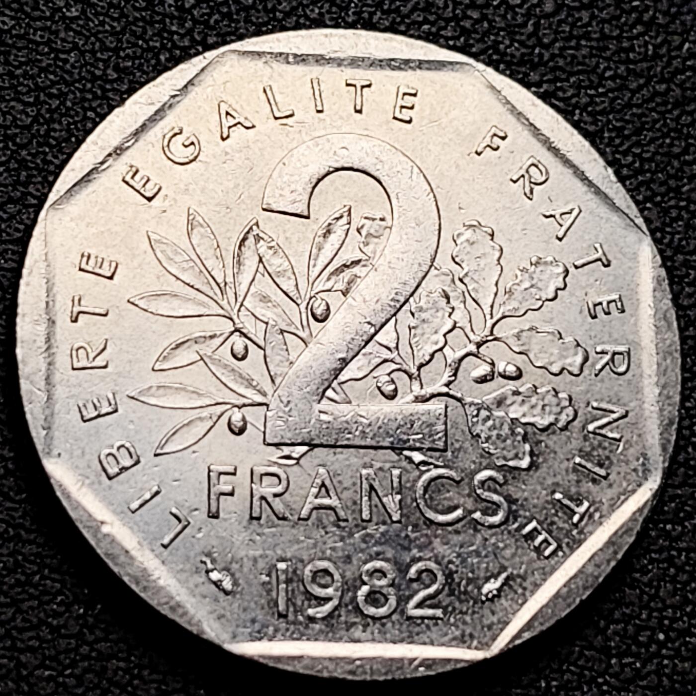 泉币菌-第219场-拍品多 请提前出价 。