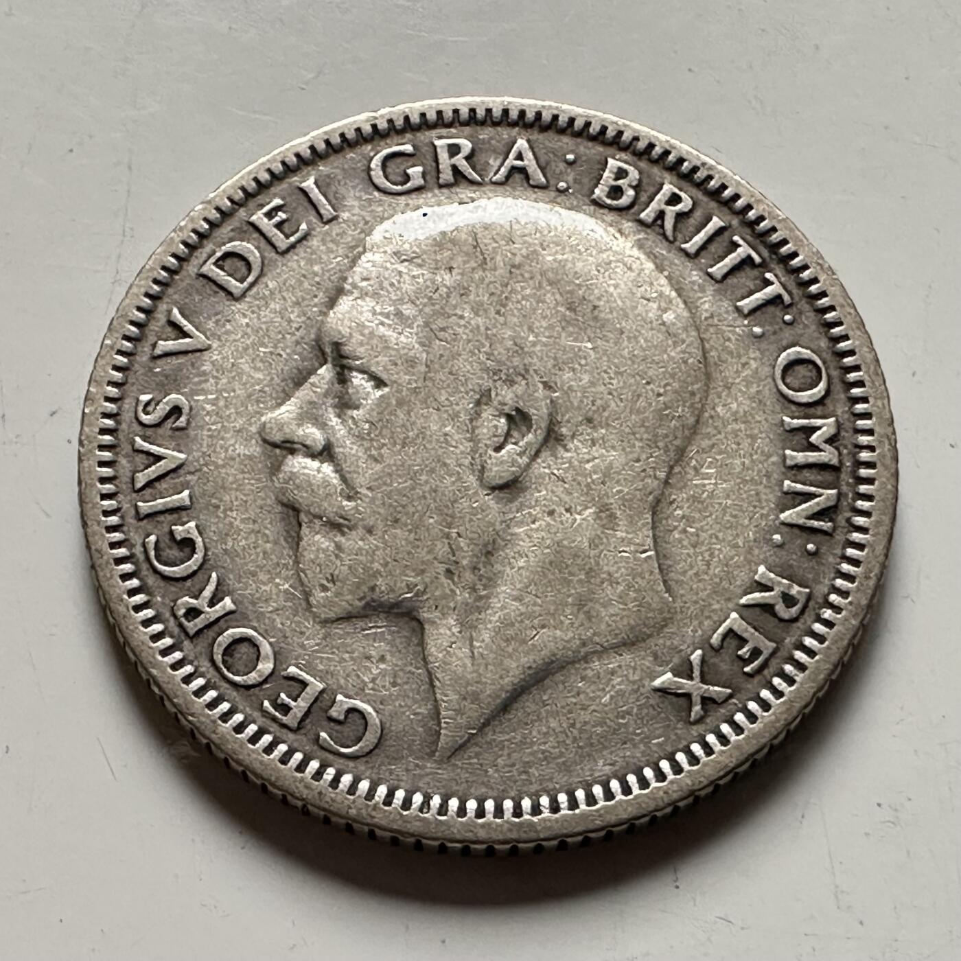 🌹外币初藏🌹🐯2026年第36场   每周二四六晚8️⃣点 接代拍 英国 1932年1先令银币 50%银-5.66g-23.5mm  b