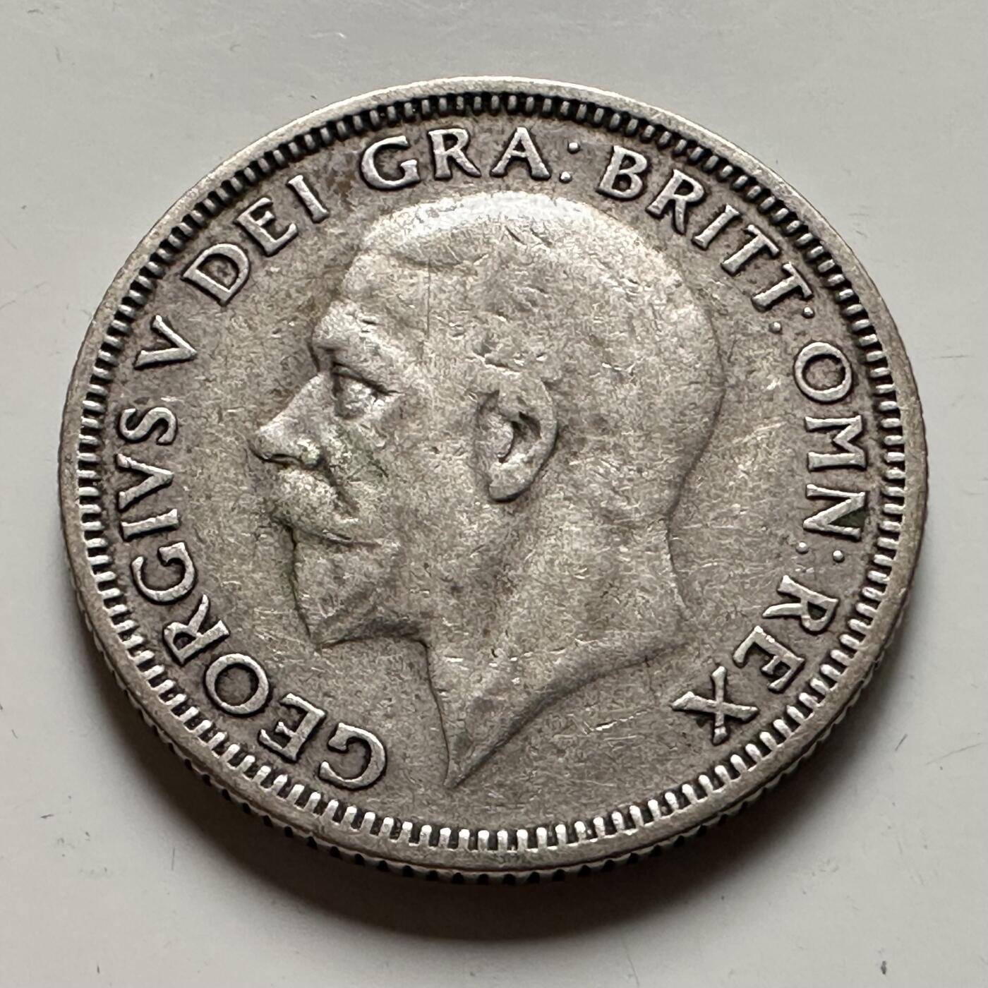 🌹外币初藏🌹🐯2026年第36场   每周二四六晚8️⃣点 接代拍 英国 1932年1先令银币 50%银-5.66g-23.5mm  a