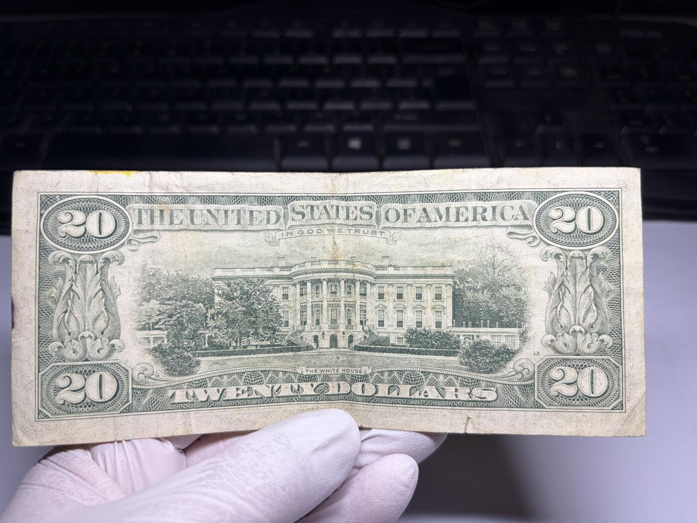 2026年集古藏今外币拍卖第三期-第10场—（总第320拍-纸币专场），本期拍完结算一次，发货时间2-3天，休息几天后继续新的一期拍卖。 1981年美国20美元