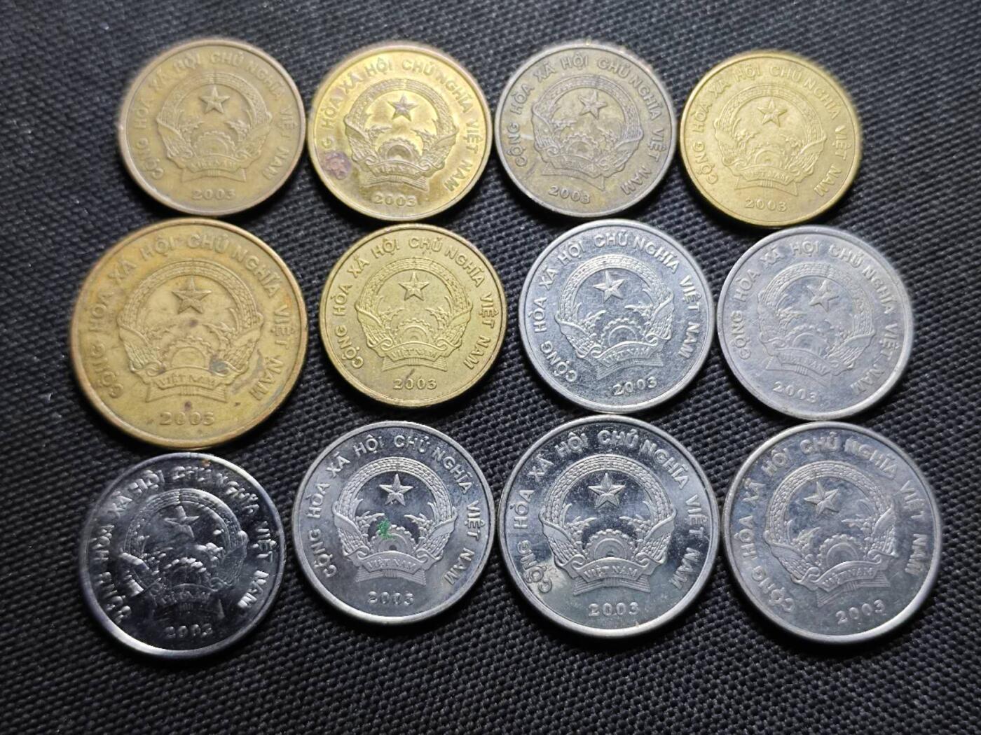 KK钱币收藏小铺  第414期 2月预留时间 周末发货  越南一组12枚