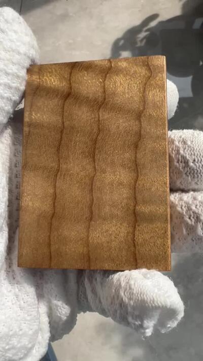 零元拍：NO10金丝楠平安无事牌，3D立体波纹。满水波香喷喷的小金砖，金光闪闪，72/51.5/15.5MM