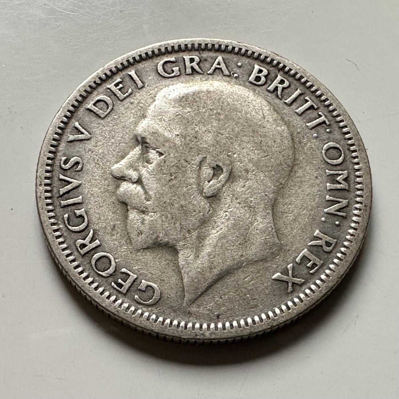 🌹外币初藏🌹🐯2026年第36场   每周二四六晚8️⃣点 接代拍 英国 1935年1先令银币 50%银-5.66g-23.5mm b