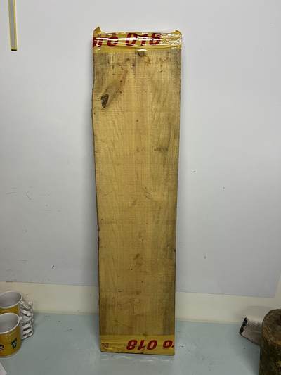 零元拍：NO.1虎皮纹金丝楠板子，重约十一斤多。无需打磨就已经金光闪闪。满金丝药香，尺寸约：94/24/4CM，天然原材料不可避免有裂有瑕疵，介意勿拍 - 零元拍：NO.1虎皮纹金丝楠板子，重约十一斤多。无需打磨就已经金光闪闪。满金丝药香，尺寸约：94/24/4CM，天然原材料不可避免有裂有瑕疵，介意勿拍