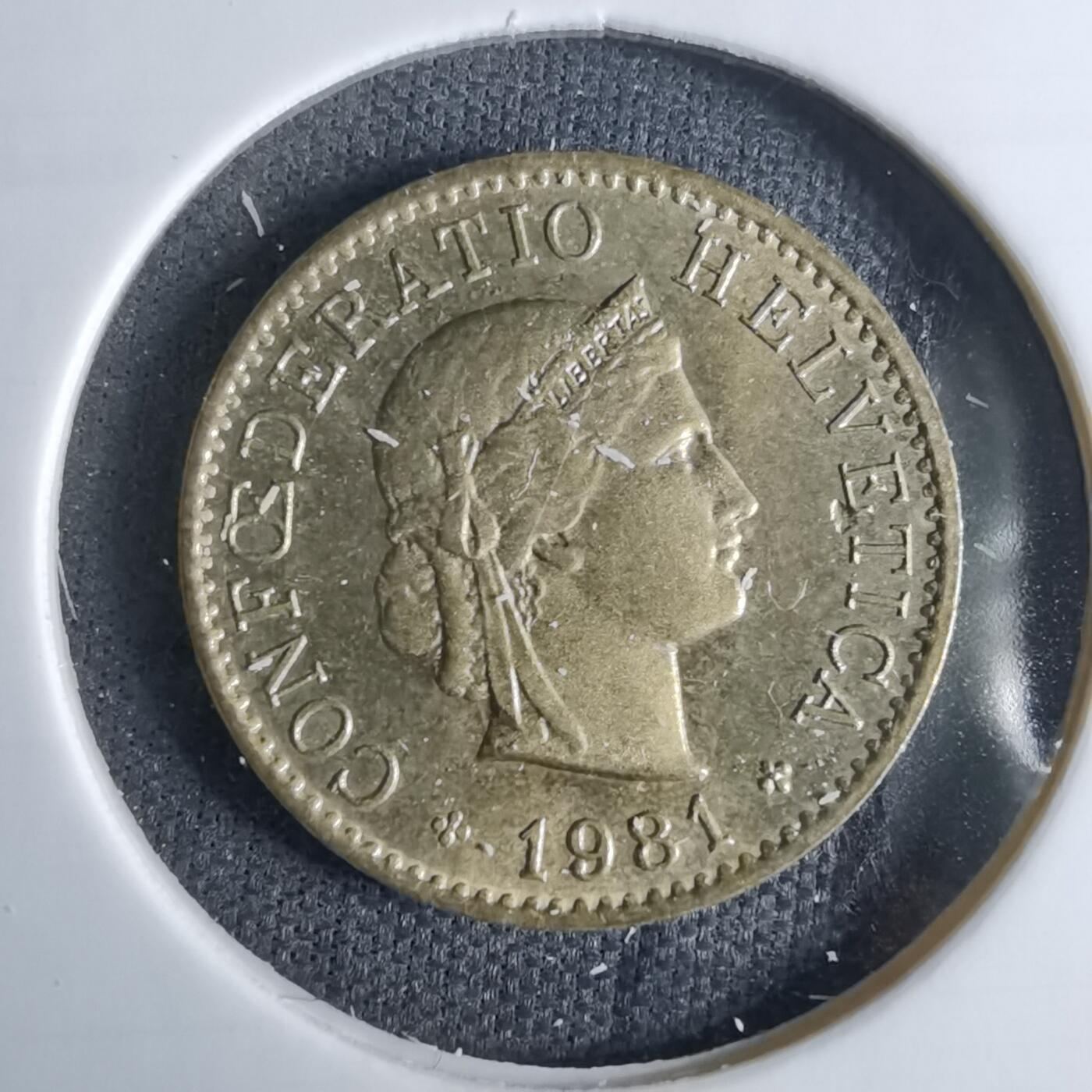 沼泽如烟--第1042场 瑞士1981年五分