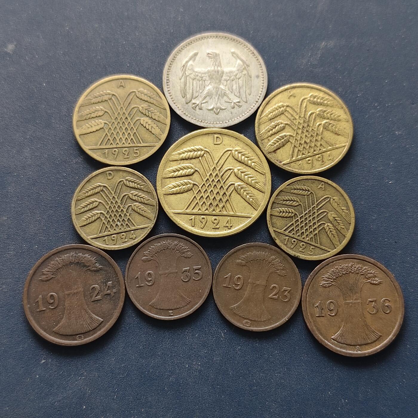 【全场包邮】纯粹捡漏拍518场 德国魏玛共和国1924-1936年10枚套币-含1马克银币【23毫米5克50%】
