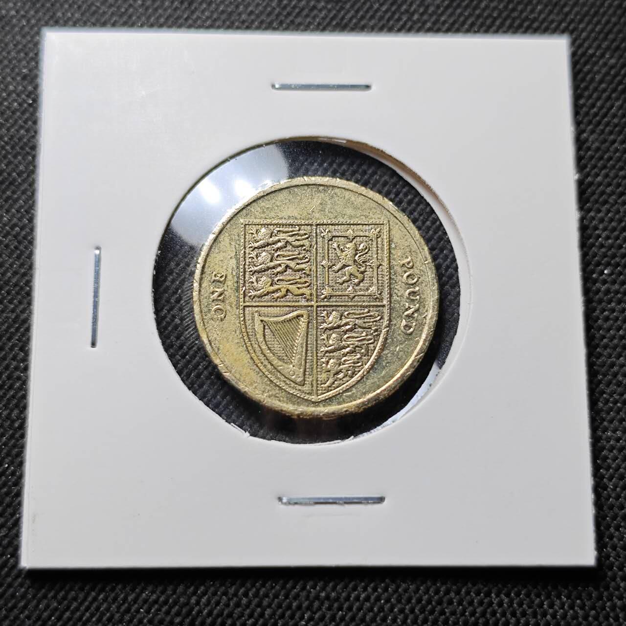 KK钱币收藏小铺  第414期 2月预留时间 周末发货  2011英国1镑 盾