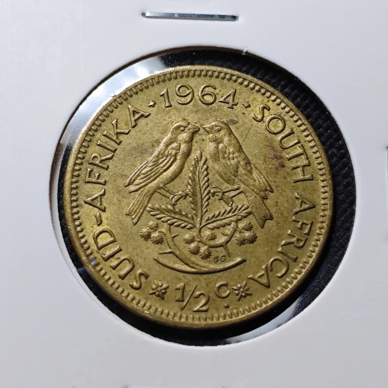 KK钱币收藏小铺  第414期 2月预留时间 周末发货  1964南非1/2分