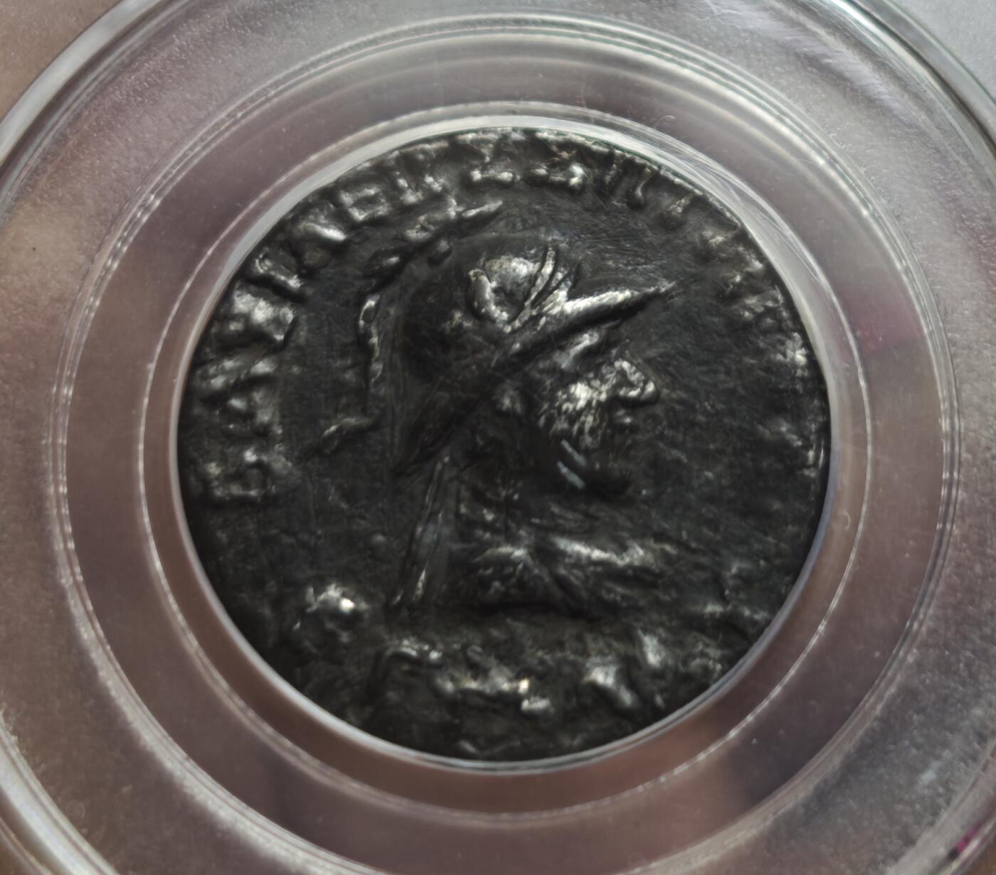 瓶子🏺第235期拍卖会  巴克特里亚 赫马厄斯比较少见的戴盔版4德银币原坑状态能字口能清理出来