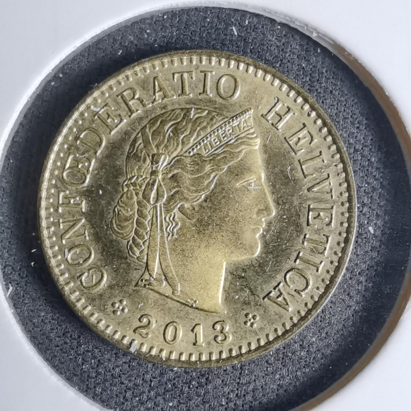 沼泽如烟--第1042场 瑞士2013年五分