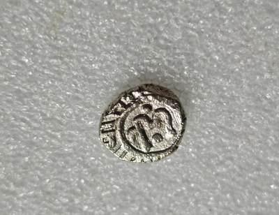 瓶子🏺第235期拍卖会 -  13–14世纪德里苏丹国（Delhi Sultanate）的打制银币2里尔汗银合金币，属于伊斯兰印度早期货币，见证了突厥-阿富汗政权在南亚次大陆的统治