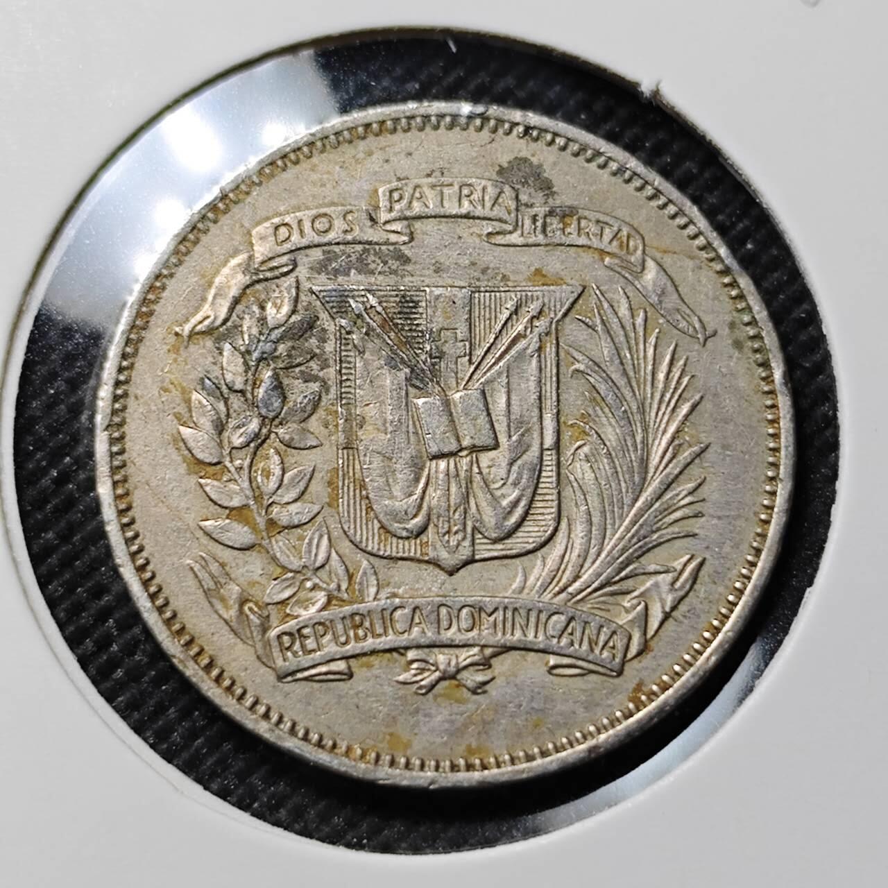 KK钱币收藏小铺  第414期 2月预留时间 周末发货 1967多米尼加25分 