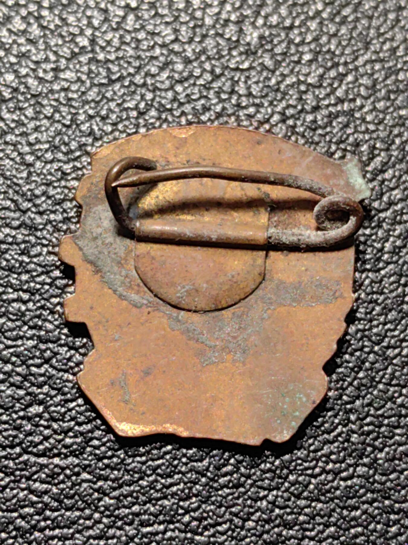 靖甫拍卖第八场 季米特洛夫共青团员证章