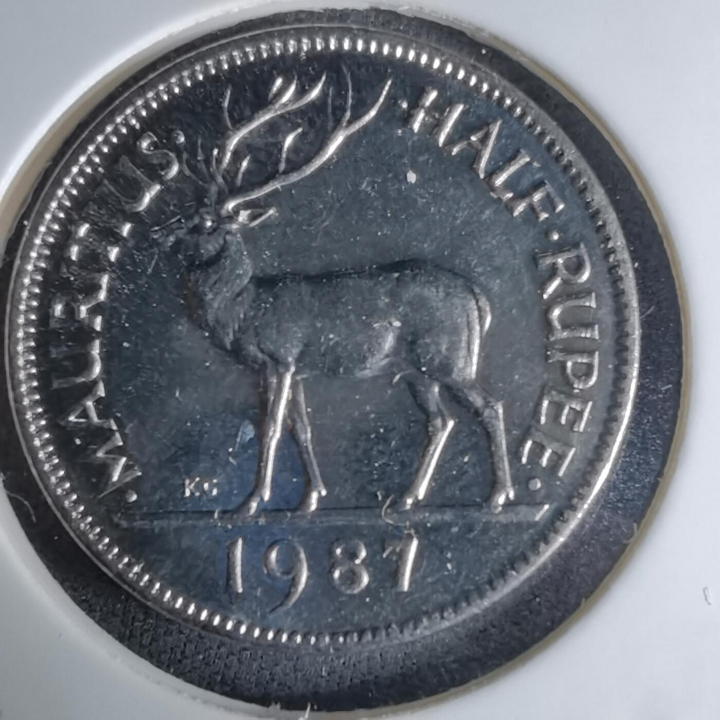 沼泽如烟--第1042场 毛里求斯1987年半卢比