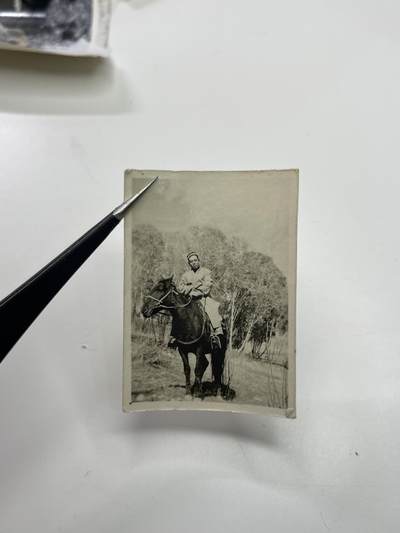 新时代收藏快速小拍 拍卖本周一线所得新货 4月2日场 - 50年代边民骑马照片