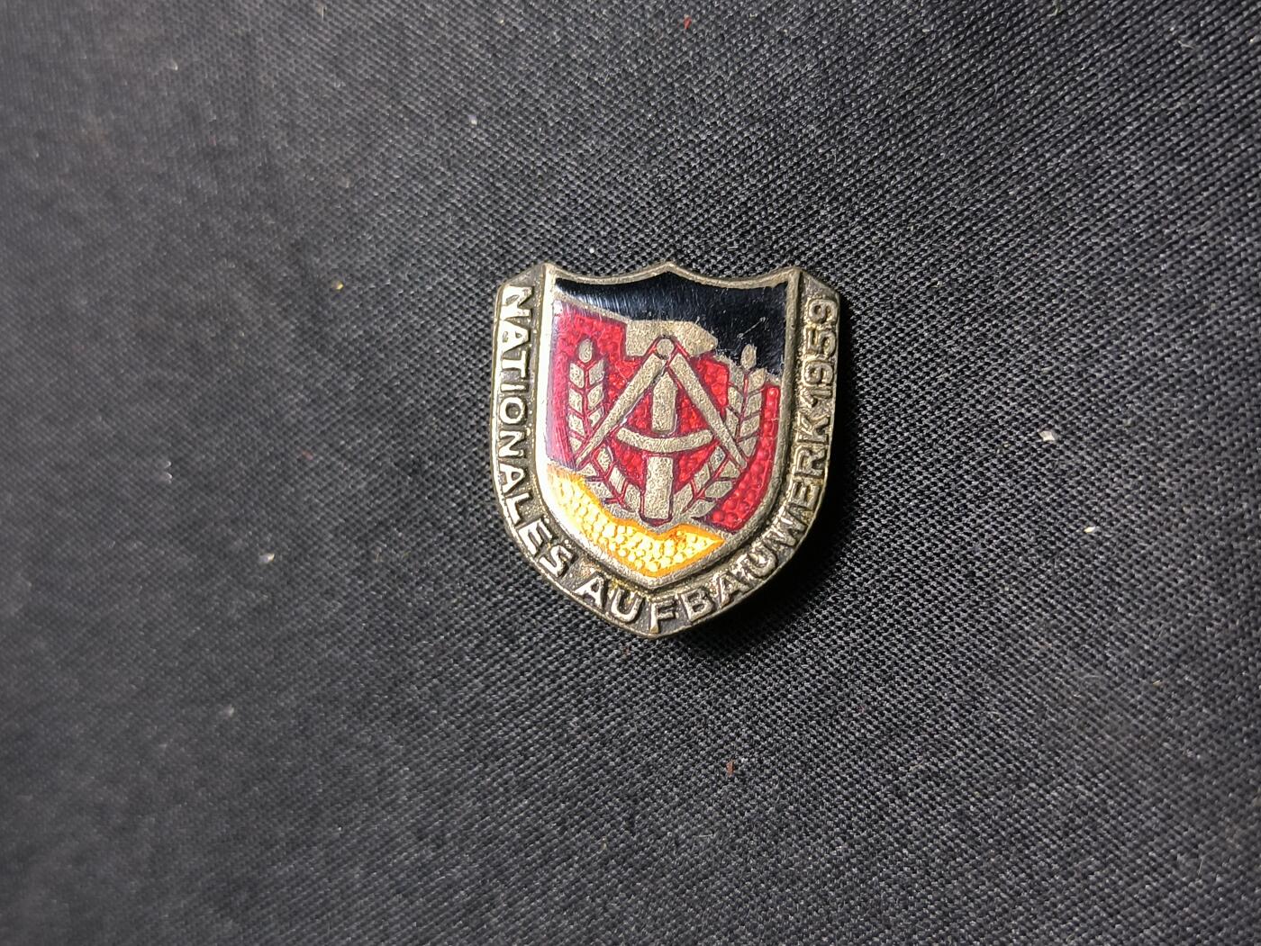 云宸嘉赏-勋臻佳藏四月精品甄选场次（低佣 一元一手）