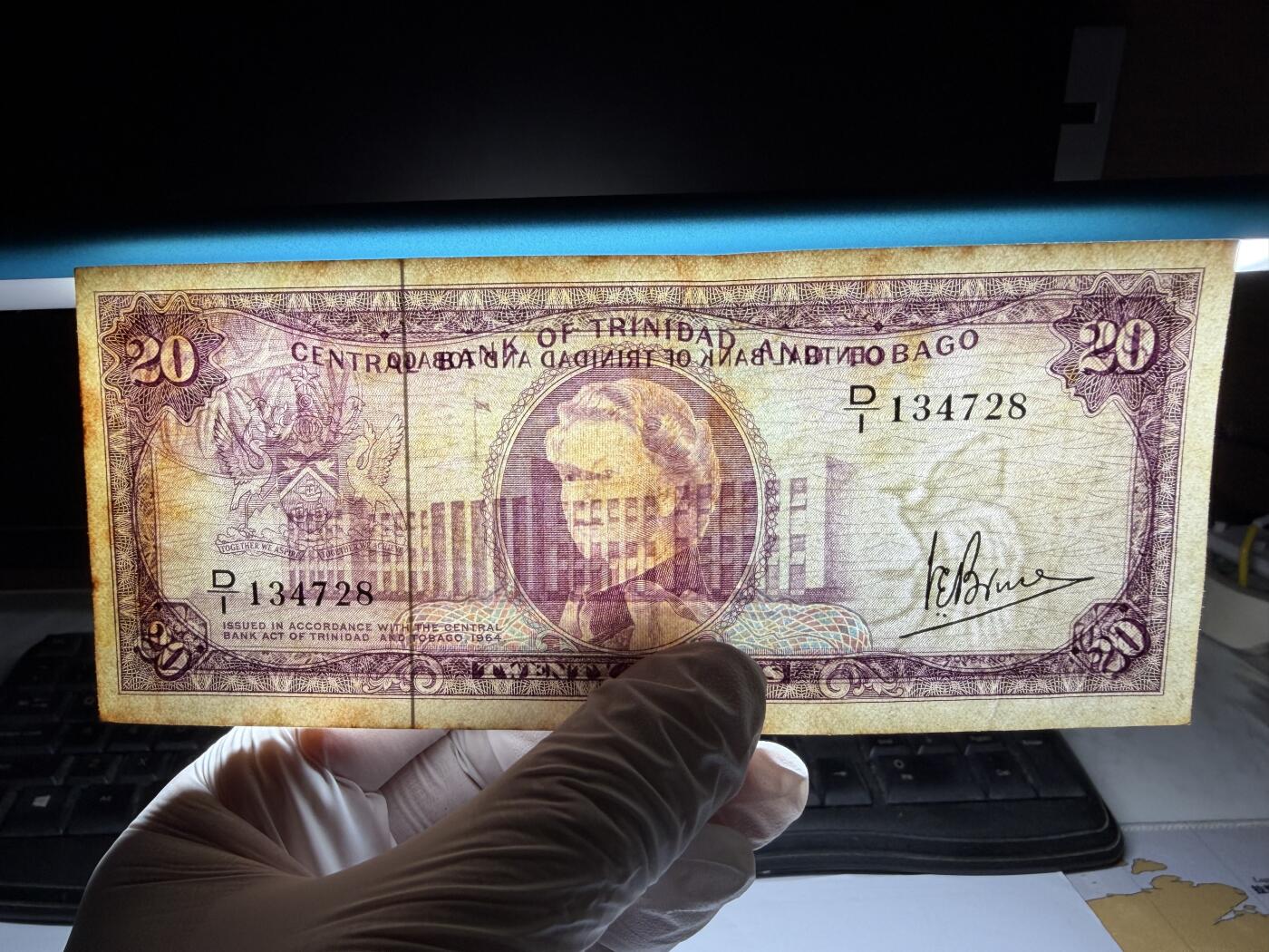 2026年集古藏今外币拍卖第三期-第10场—（总第320拍-纸币专场），本期拍完结算一次，发货时间2-3天，休息几天后继续新的一期拍卖。