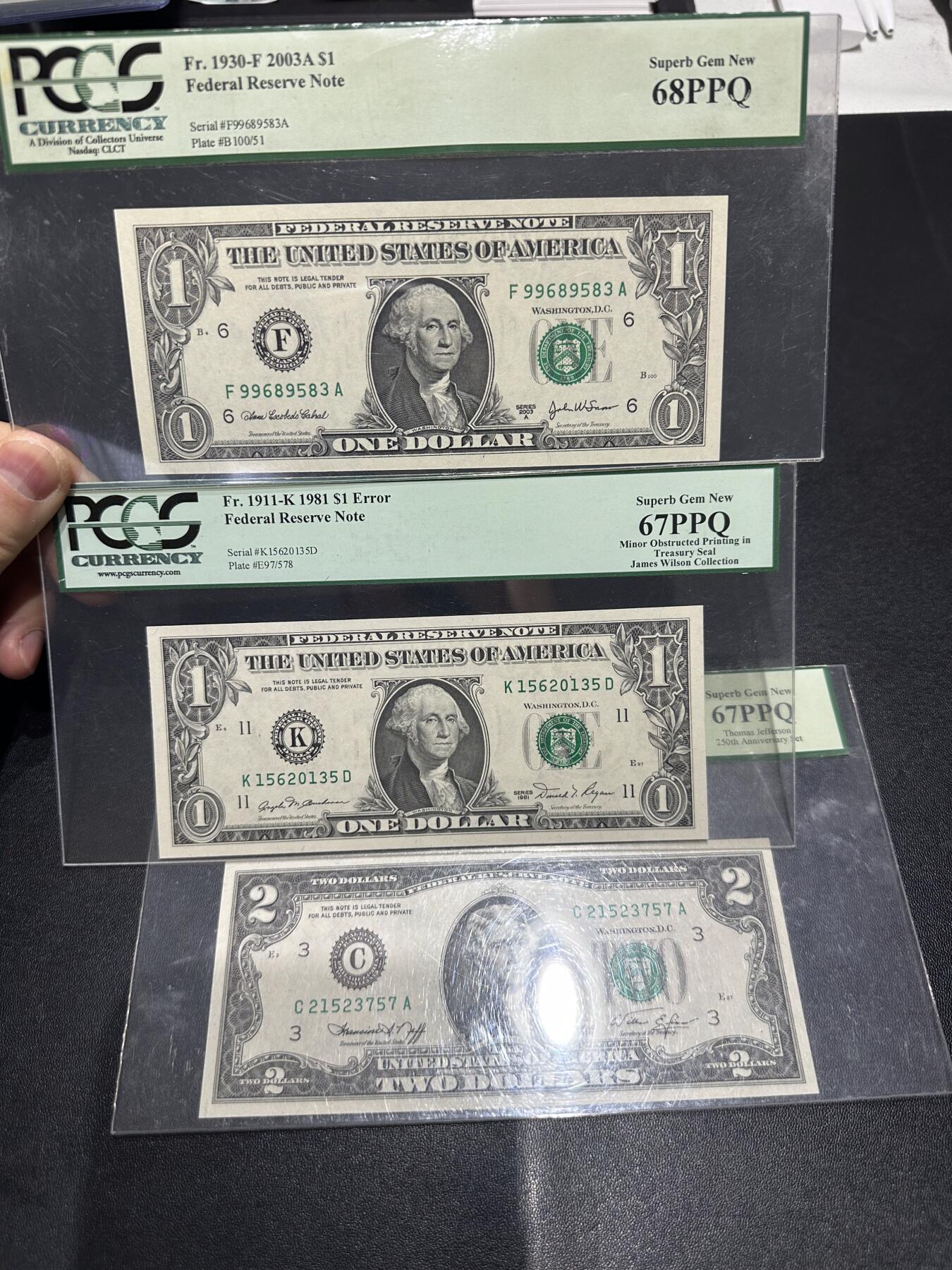 《外钞收藏家》第六百二十三期（精选场）（长期征集拍品、欢迎藏友们联系合作） 美国1和2美元 3张一起 PCGS绿标 有2张还是是名家收藏