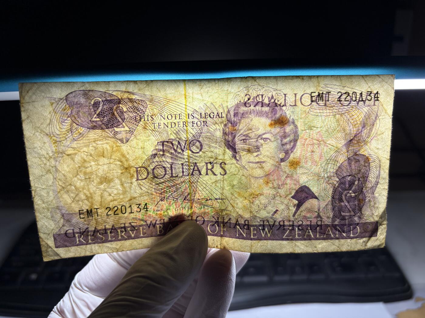 2026年集古藏今外币拍卖第三期-第10场—（总第320拍-纸币专场），本期拍完结算一次，发货时间2-3天，休息几天后继续新的一期拍卖。 新西兰2元