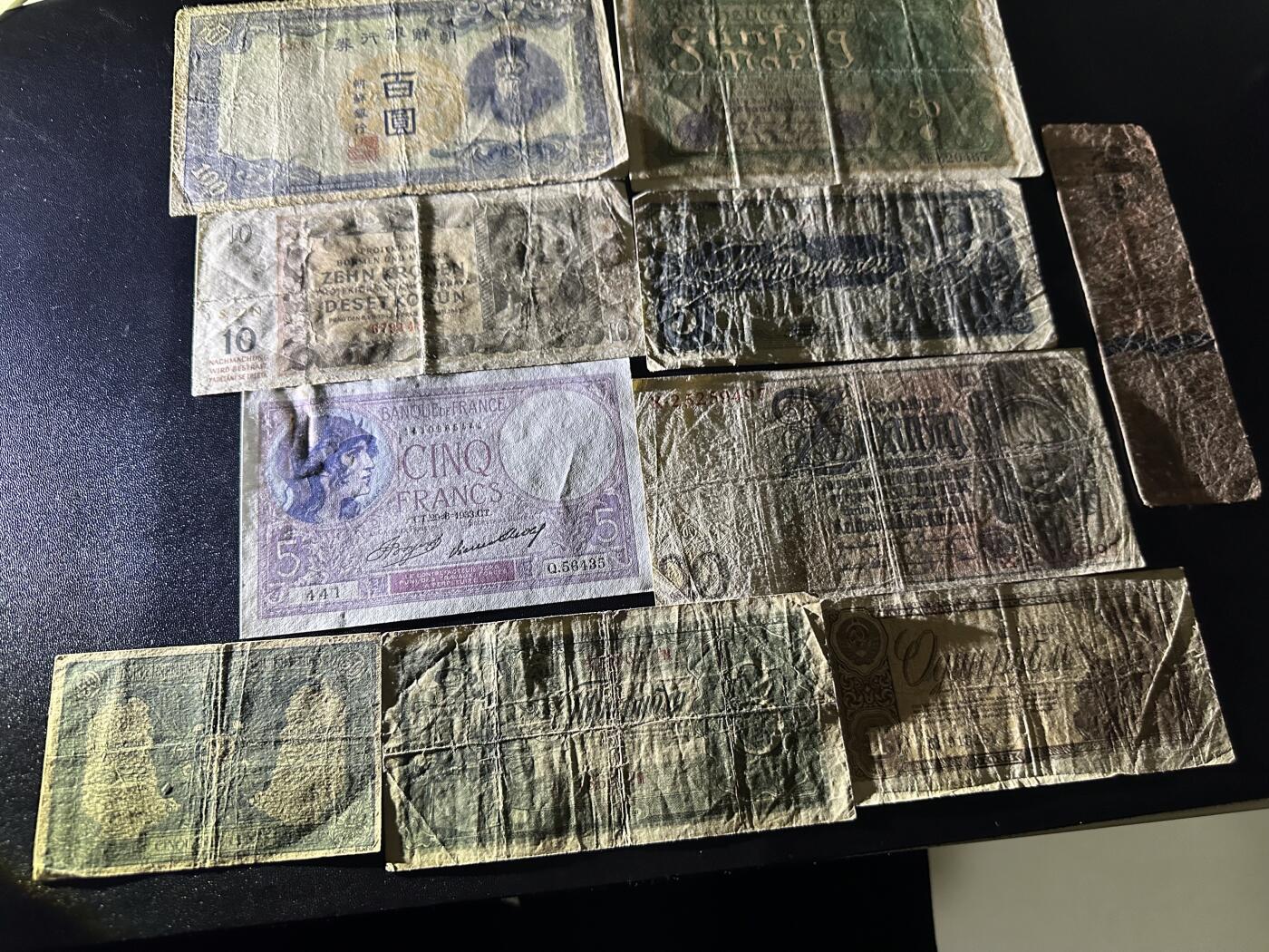 《外钞收藏家》第六百二十三期（精选场）（长期征集拍品、欢迎藏友们联系合作） 朝鲜、德国、波西米亚、法郎等10张一起 非全新 品相如图