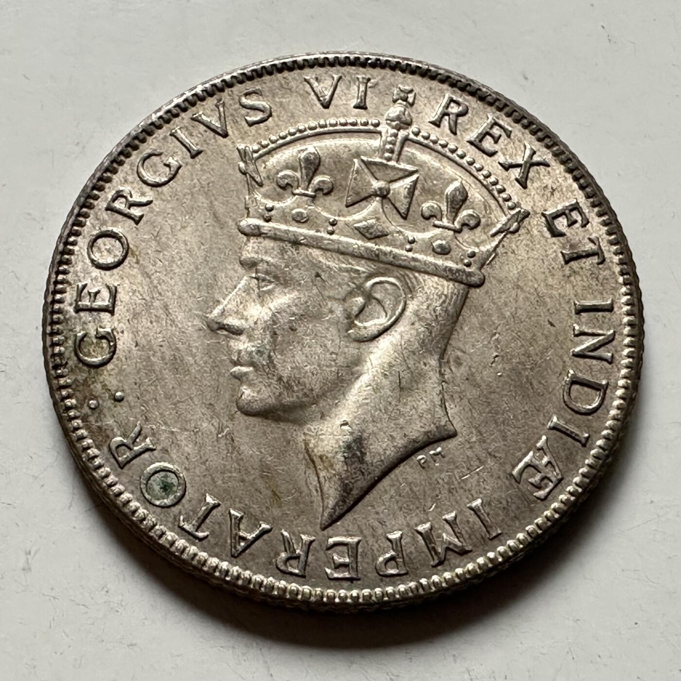 🌹外币初藏🌹🐯2026年第36场   每周二四六晚8️⃣点 接代拍 英属东非 1941年  1先令银币 25%银-7.78g-27.4mm 银色好 b