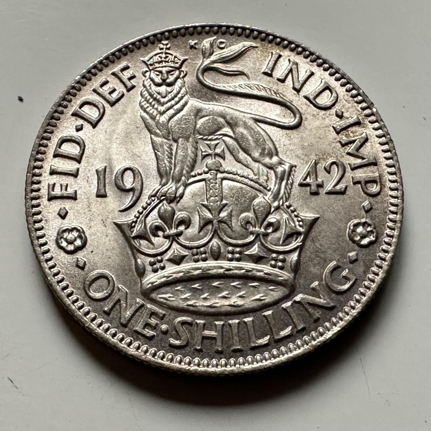 🌹外币初藏🌹🐯2026年第36场   每周二四六晚8️⃣点 接代拍 英国 1942年1先令银币 50%银-5.66g-23.5mm  原光好品