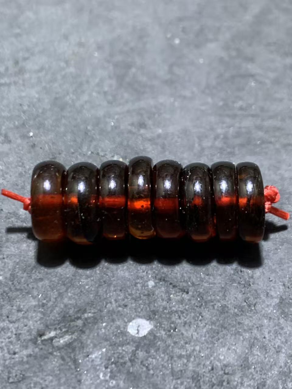 乌克兰血珀隔片一组，