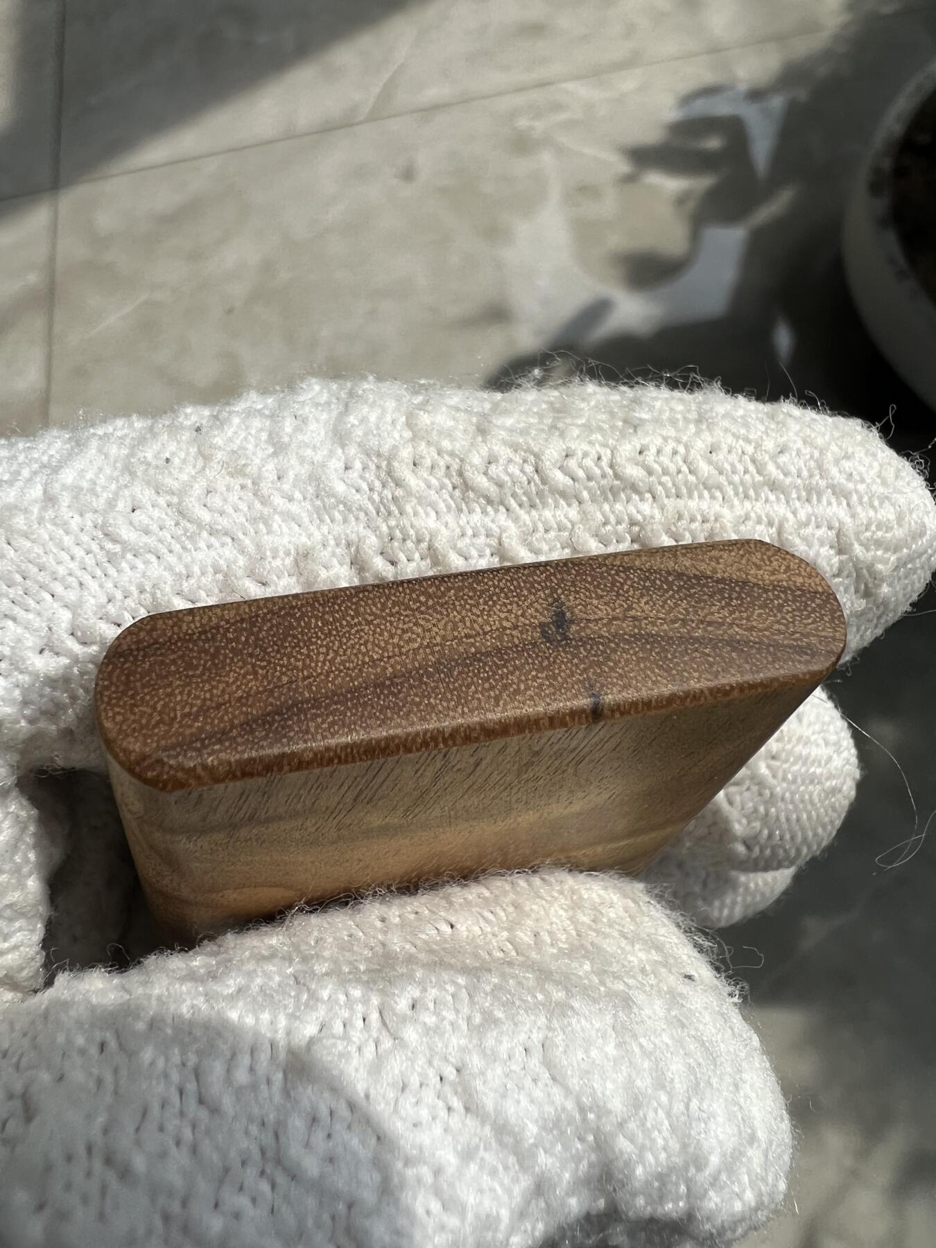 零元拍：NO12金丝楠平安无事牌，3D立体波纹。满水波香喷喷的小金砖，金光闪闪，61.5/40.5/10.5MM