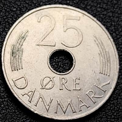 泉币菌-第219场-拍品多 请提前出价 - 丹麦1977年25欧尔中孔镍币 玛格丽特二世花押 