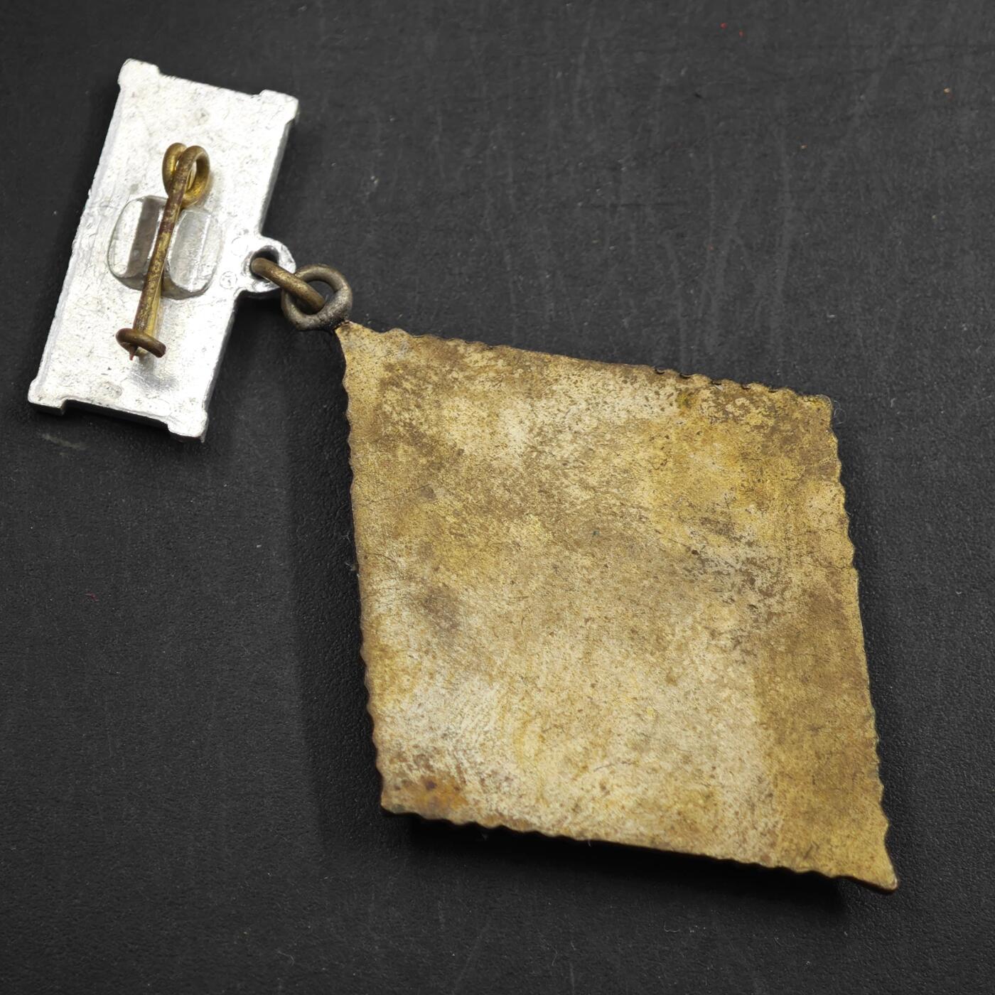 3月30日结束，成斌徽章钱币专场（