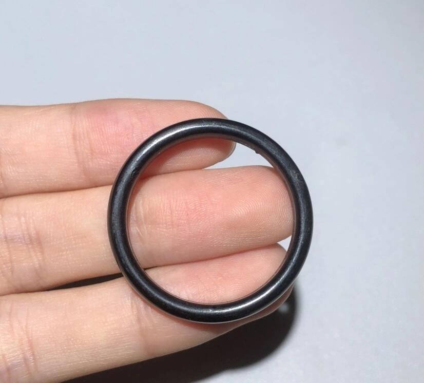 江南站杂件场 墨玉指环