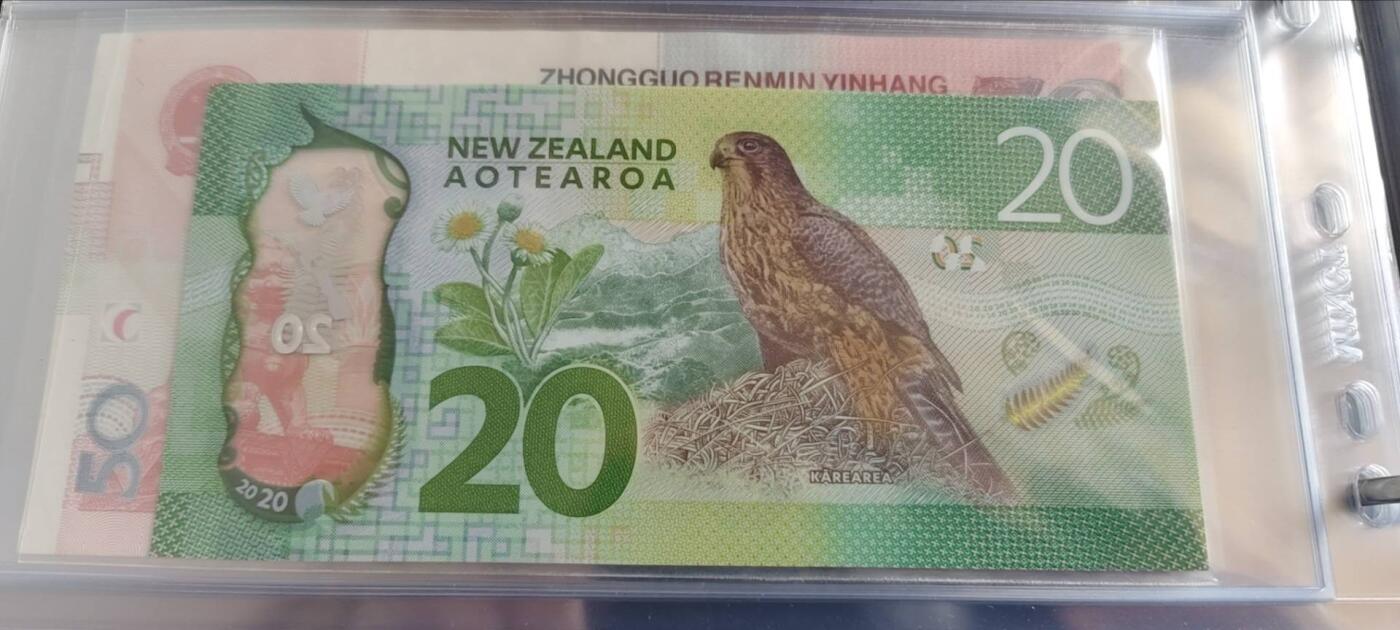 超越收藏第十七场 新西兰20倒置号全新UNC