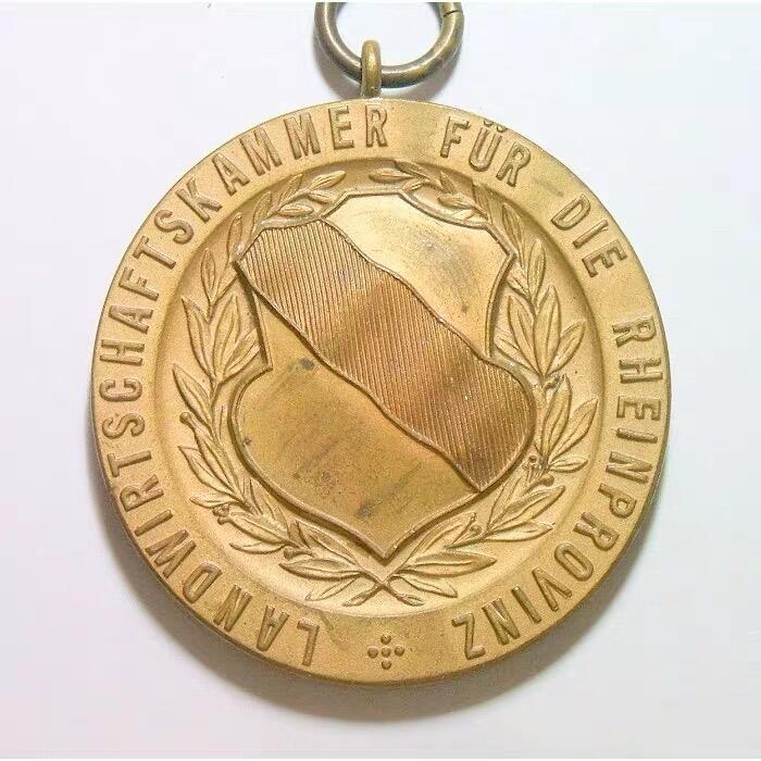 德国1900年前后 莱茵州盾徽高浮雕精制大铜章 40MM