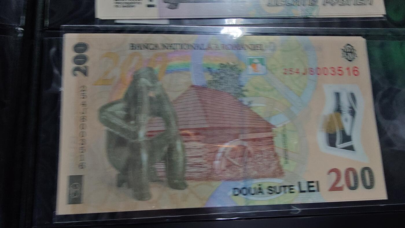 世界钱币～微拍第242期暨2026年第23期  老库存每款各1-2张清仓低价起拍