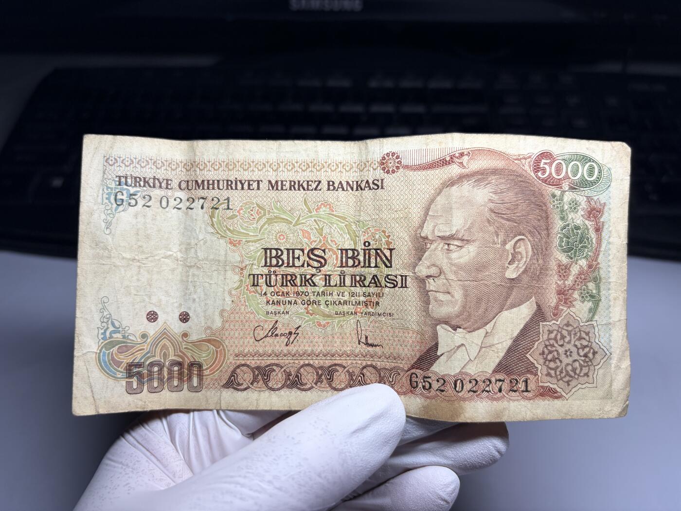 2026年集古藏今外币拍卖第三期-第10场—（总第320拍-纸币专场），本期拍完结算一次，发货时间2-3天，休息几天后继续新的一期拍卖。