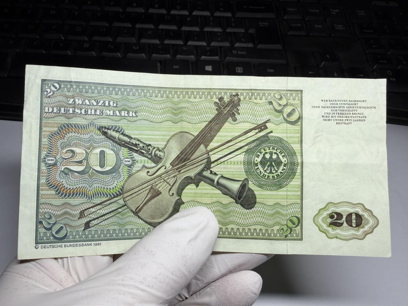 2026年集古藏今外币拍卖第三期-第10场—（总第320拍-纸币专场），本期拍完结算一次，发货时间2-3天，休息几天后继续新的一期拍卖。 1980年德国20马克