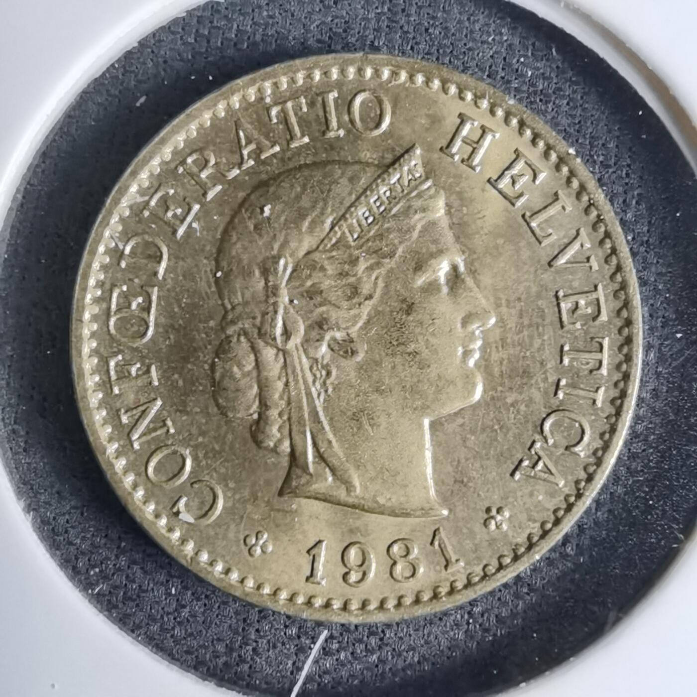 沼泽如烟--第1042场 瑞士1981年五分