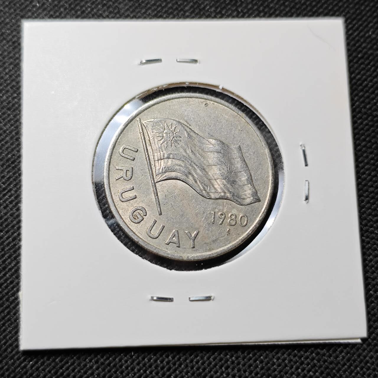 KK钱币收藏小铺  第414期 2月预留时间 周末发货 1980乌拉圭5比索