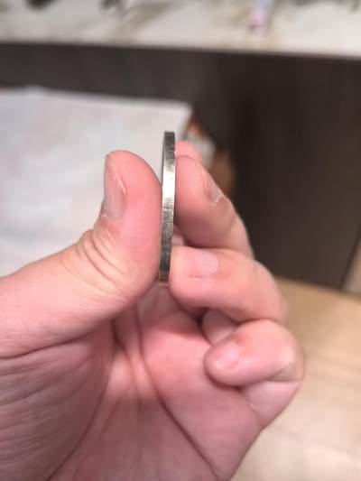 欧洲银章、铜章，大优惠起拍价都是银价计算 一枚纪念何塞·埃切加赖（José Echegaray）的银质纪念章，他是1904年诺贝尔文学奖得主，也是第一位获得诺贝尔奖的西班牙人