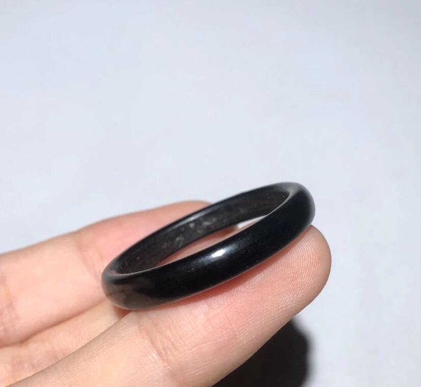 江南站杂件场 墨玉指环